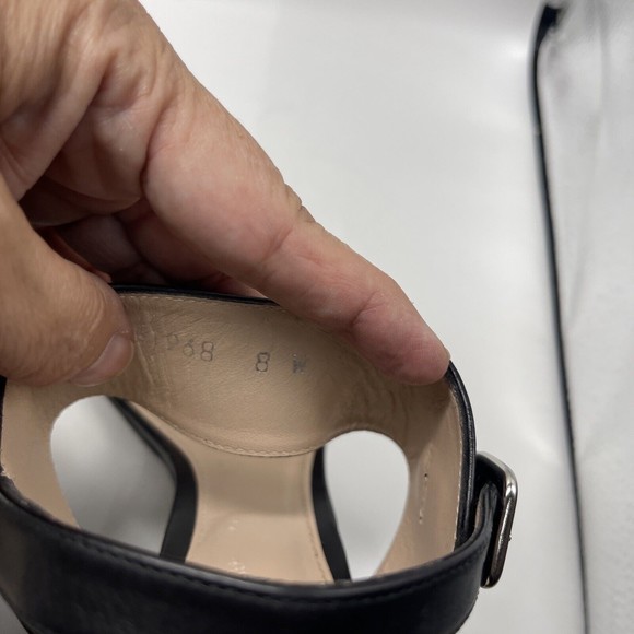 Stuart Weitzman Partilow Black Leather Sandal Sz 8 Wide - Picture 9 of 10